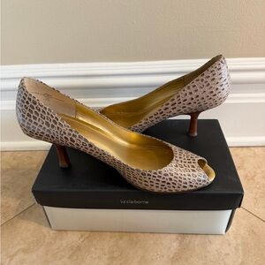 Liz Claiborne Neutral Croc-Textured Pumps